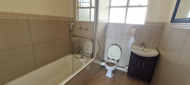 1 Bedroom Property for Sale in Bedford Gardens Gauteng