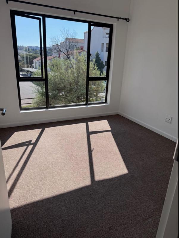 To Let 1 Bedroom Property for Rent in Craigavon Gauteng