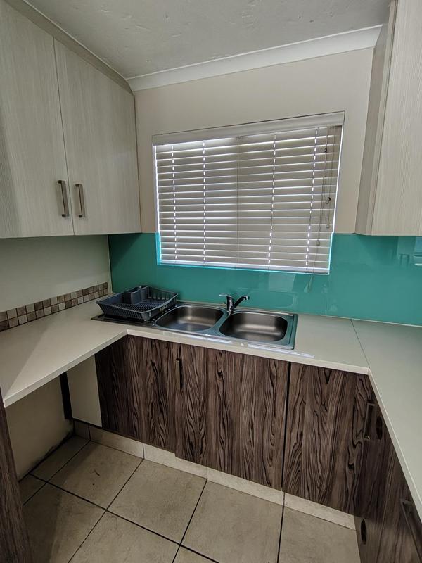 To Let 2 Bedroom Property for Rent in Fourways Gauteng