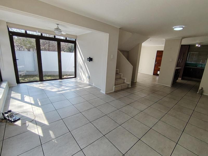 To Let 2 Bedroom Property for Rent in Fourways Gauteng