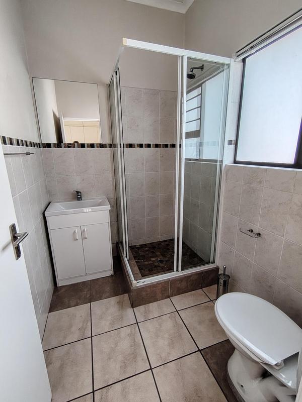 To Let 2 Bedroom Property for Rent in Fourways Gauteng
