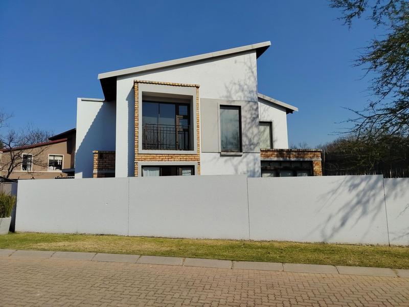 To Let 2 Bedroom Property for Rent in Fourways Gauteng