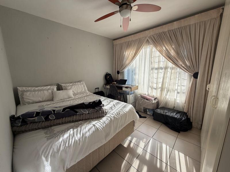 2 Bedroom Property for Sale in Heuwelsig Estate Gauteng