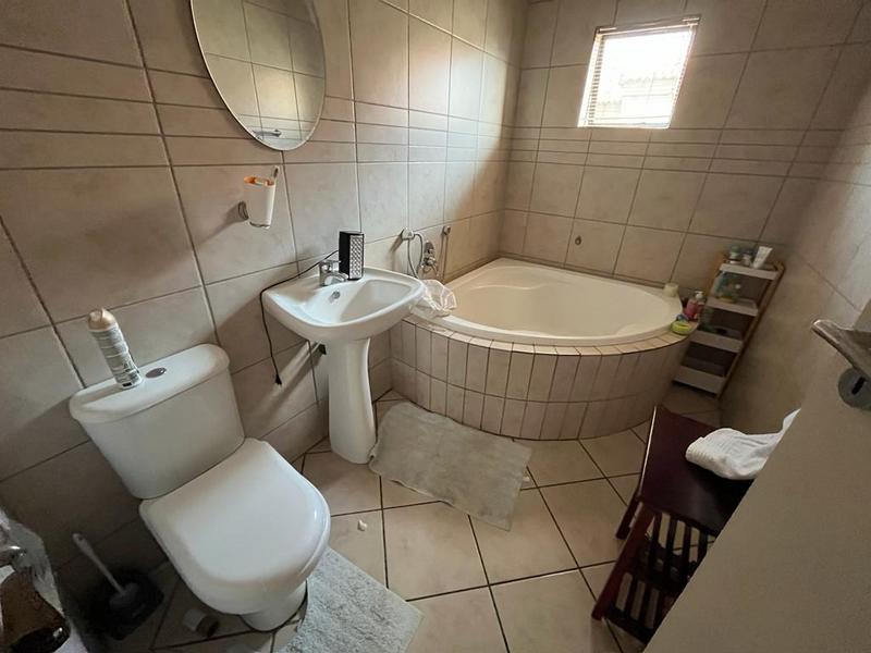 To Let 3 Bedroom Property for Rent in Mantevrede Gauteng
