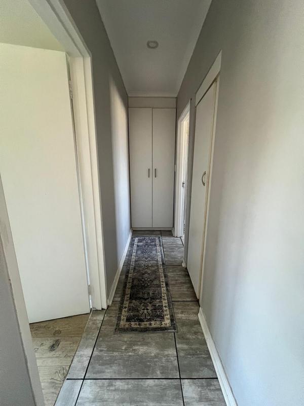 To Let 2 Bedroom Property for Rent in Sunair Park Gauteng