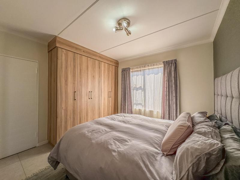 To Let 2 Bedroom Property for Rent in Modderfontein Gauteng