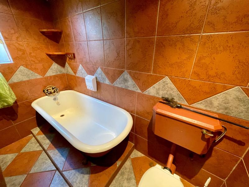5 Bedroom Property for Sale in Krugersdorp North Gauteng