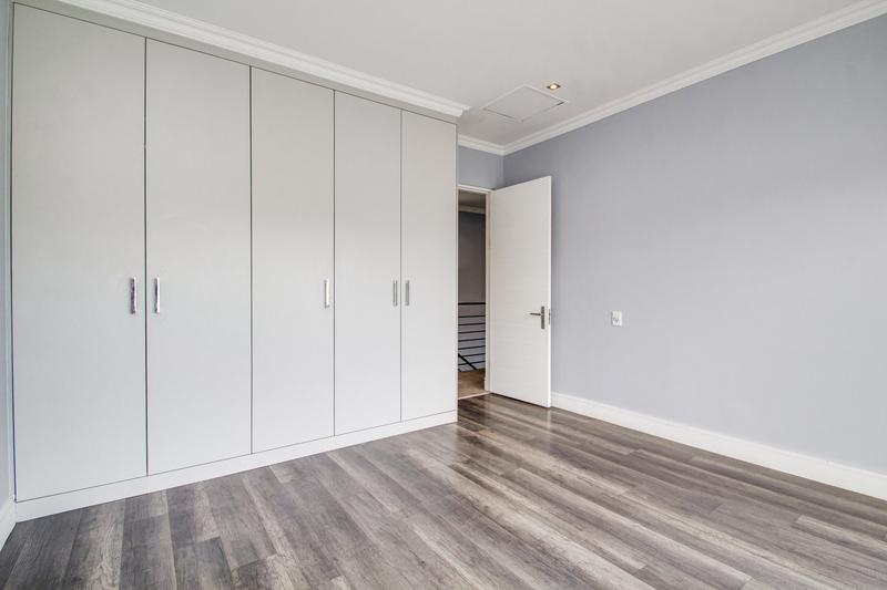 To Let 4 Bedroom Property for Rent in Helderfontein Estate Gauteng