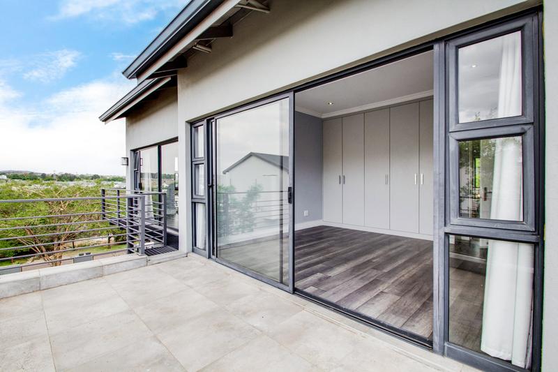 To Let 4 Bedroom Property for Rent in Helderfontein Estate Gauteng