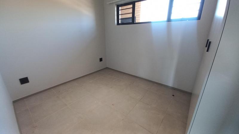 To Let 2 Bedroom Property for Rent in Waterkloof Ridge Gauteng