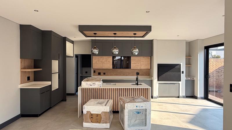 4 Bedroom Property for Sale in Fountainbrook Estate Gauteng