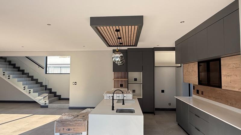 4 Bedroom Property for Sale in Fountainbrook Estate Gauteng