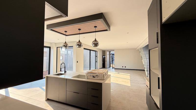 4 Bedroom Property for Sale in Fountainbrook Estate Gauteng