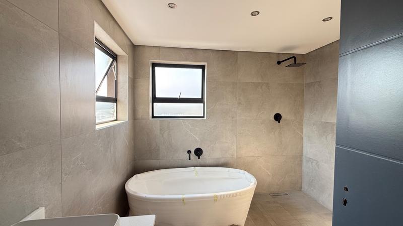 4 Bedroom Property for Sale in Fountainbrook Estate Gauteng