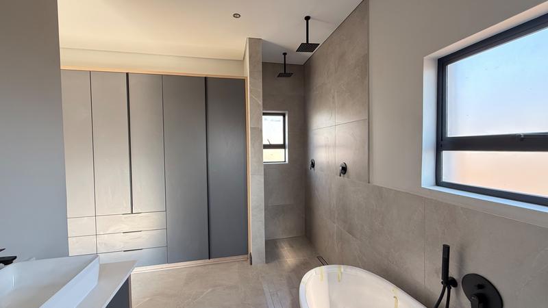 4 Bedroom Property for Sale in Fountainbrook Estate Gauteng