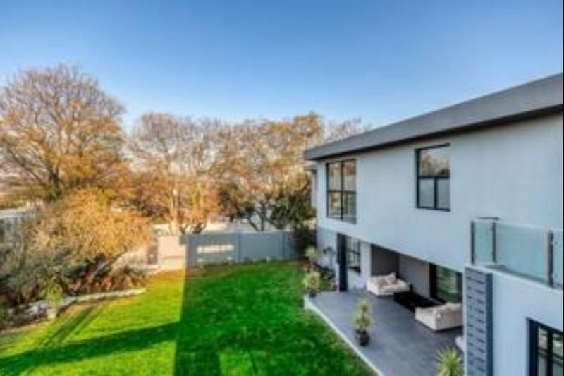 4 Bedroom Property for Sale in Bryanston Gauteng