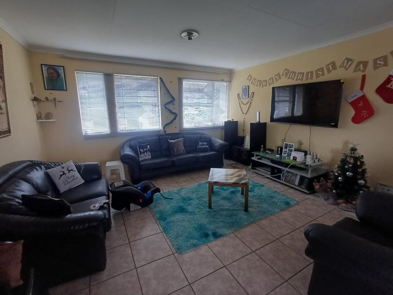 2 Bedroom Property for Sale in Ridgeway Gauteng