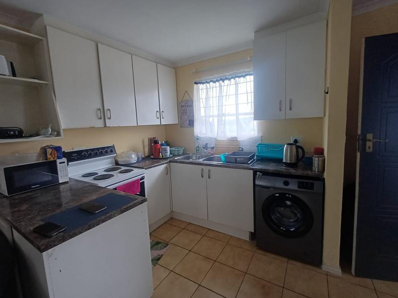 2 Bedroom Property for Sale in Ridgeway Gauteng