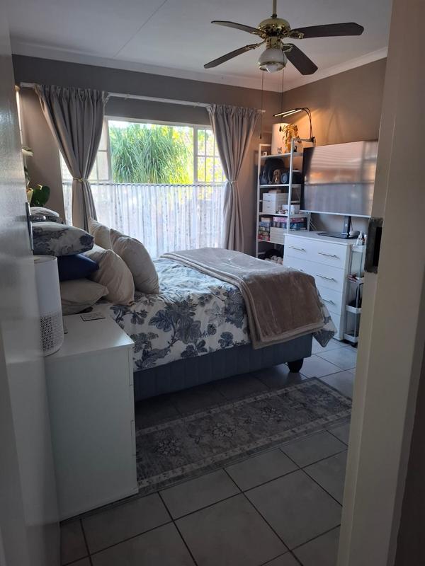 To Let 2 Bedroom Property for Rent in Rooihuiskraal North Gauteng