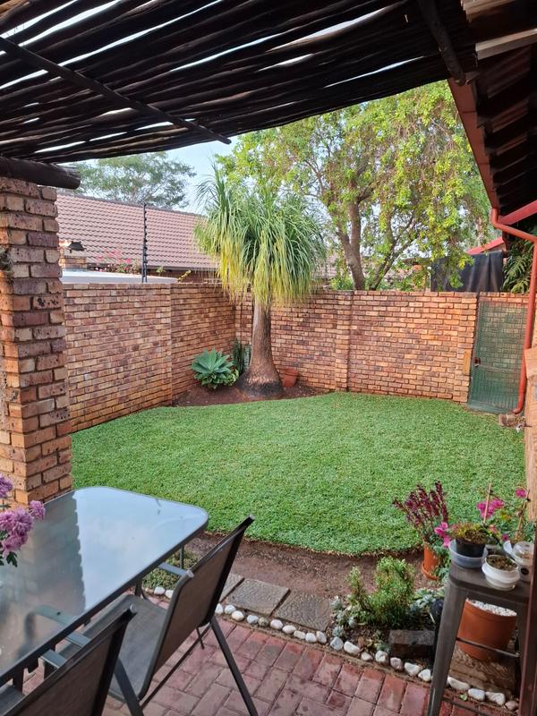 To Let 2 Bedroom Property for Rent in Rooihuiskraal North Gauteng
