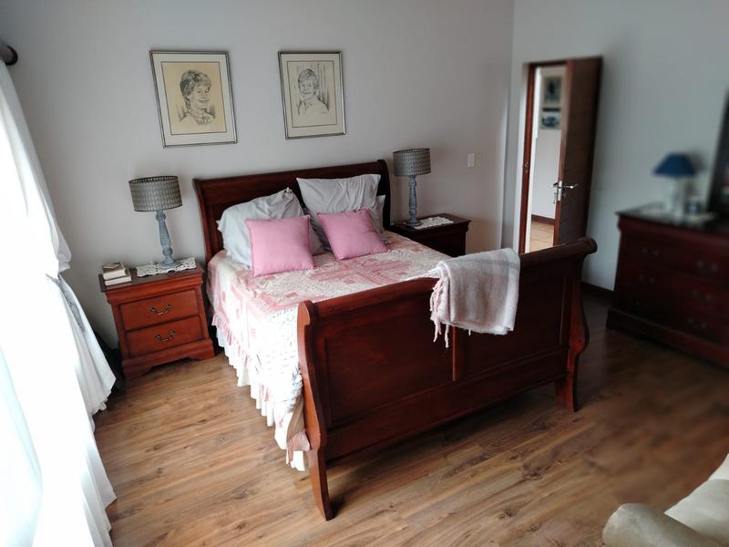 4 Bedroom Property for Sale in Amberfield Manor Gauteng