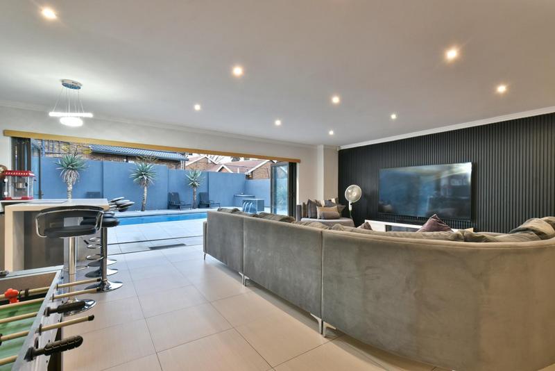 5 Bedroom Property for Sale in Meyersdal Gauteng