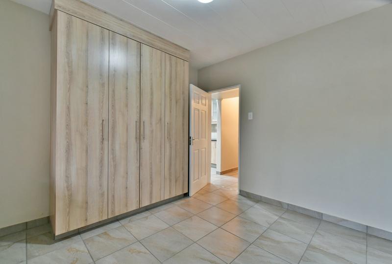 1 Bedroom Property for Sale in New Redruth Gauteng