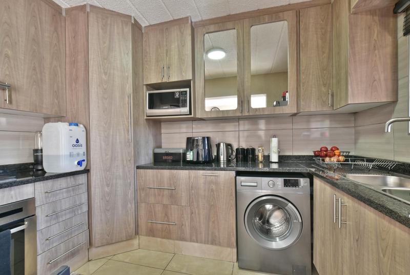 2 Bedroom Property for Sale in Bassonia Gauteng