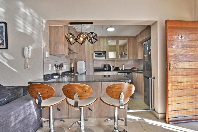 2 Bedroom Property for Sale in Bassonia Gauteng