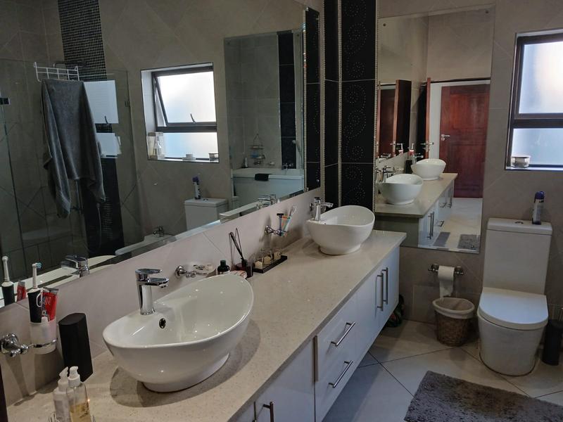 3 Bedroom Property for Sale in Retire at Midstream Gauteng