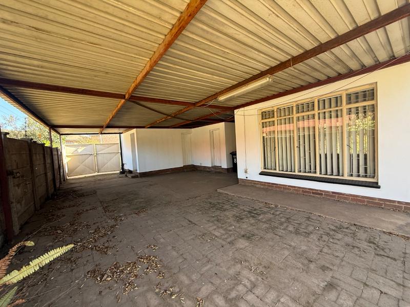 3 Bedroom Property for Sale in Flora Gardens Gauteng