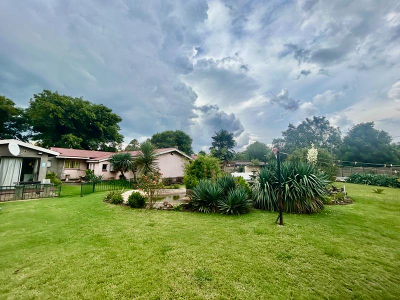 3 Bedroom Property for Sale in Vanderbijlpark Cw 6 Gauteng
