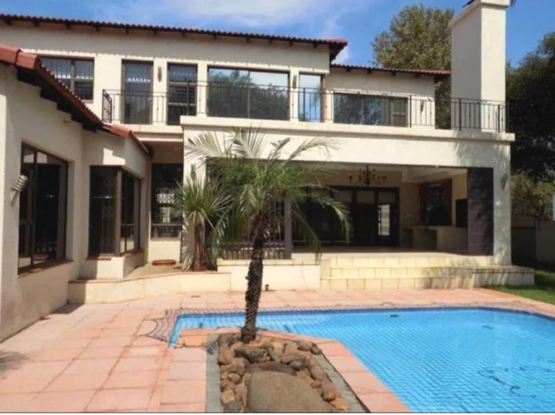 To Let 5 Bedroom Property for Rent in Constantia Kloof Gauteng