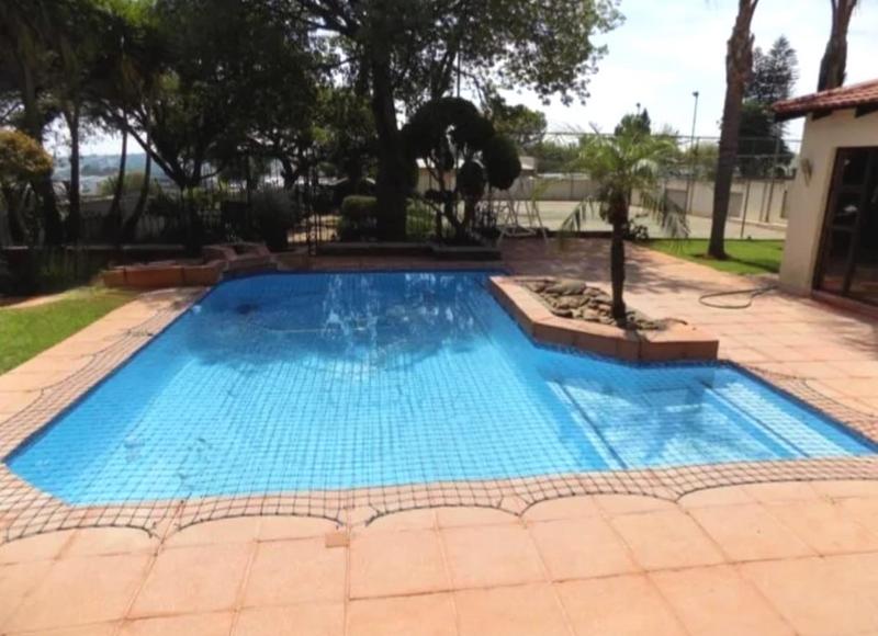 To Let 5 Bedroom Property for Rent in Constantia Kloof Gauteng