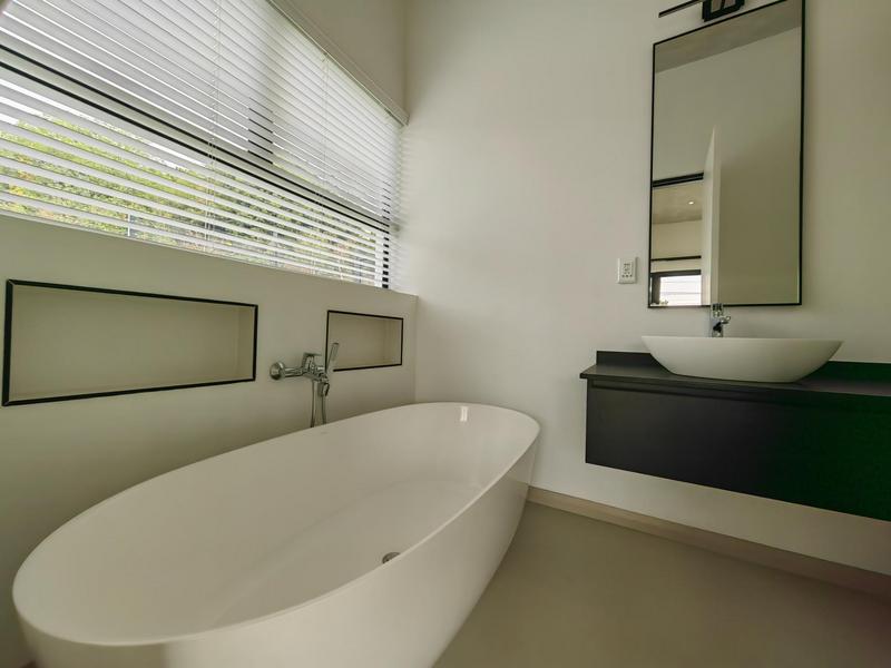 To Let 4 Bedroom Property for Rent in Waterkloof Heights Gauteng