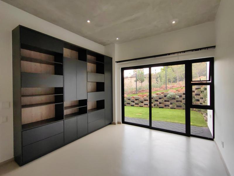To Let 4 Bedroom Property for Rent in Waterkloof Heights Gauteng