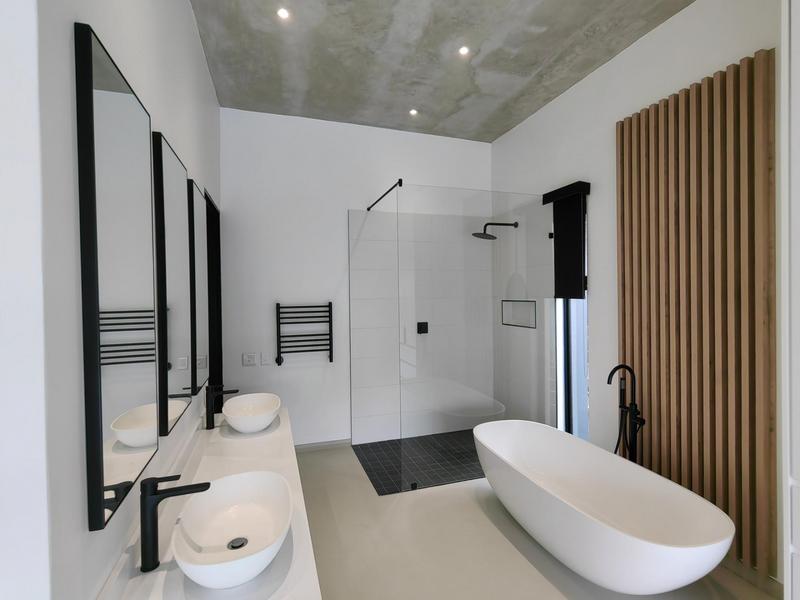 To Let 4 Bedroom Property for Rent in Waterkloof Heights Gauteng