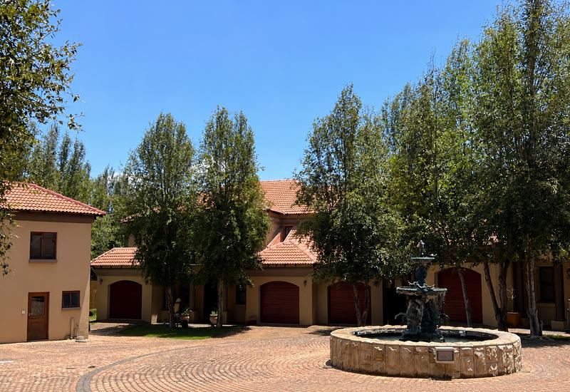 To Let 5 Bedroom Property for Rent in Waterkloof Ridge Gauteng