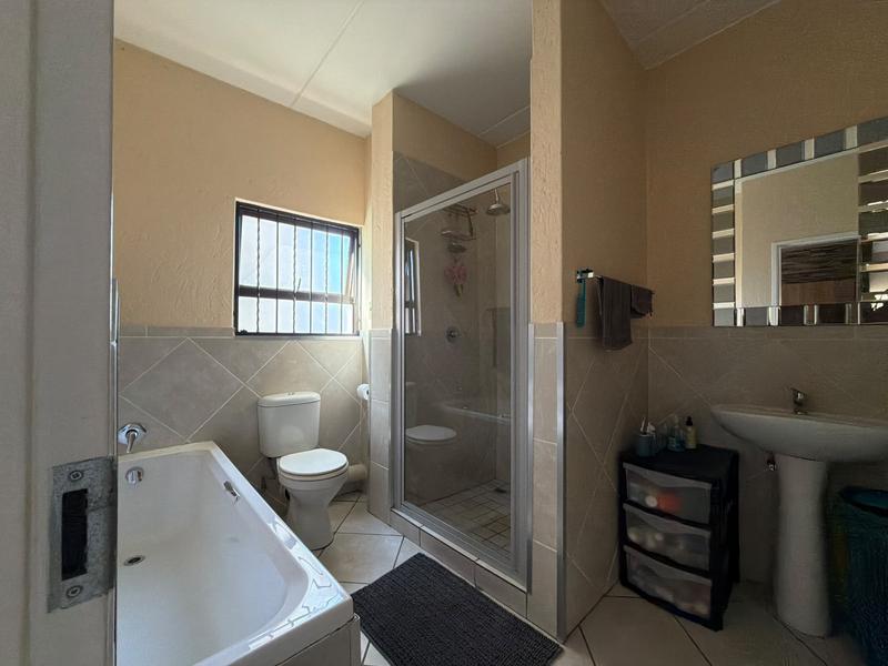 To Let 2 Bedroom Property for Rent in Benoni Gauteng
