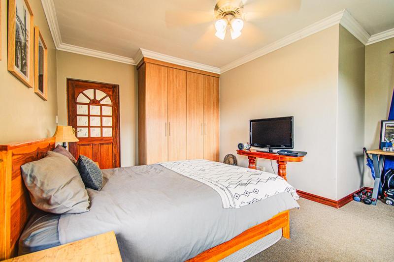 3 Bedroom Property for Sale in Greenstone Hill Gauteng