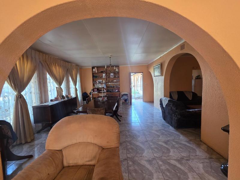 3 Bedroom Property for Sale in Dawn Park Gauteng