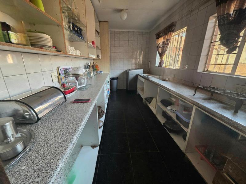 3 Bedroom Property for Sale in Dawn Park Gauteng