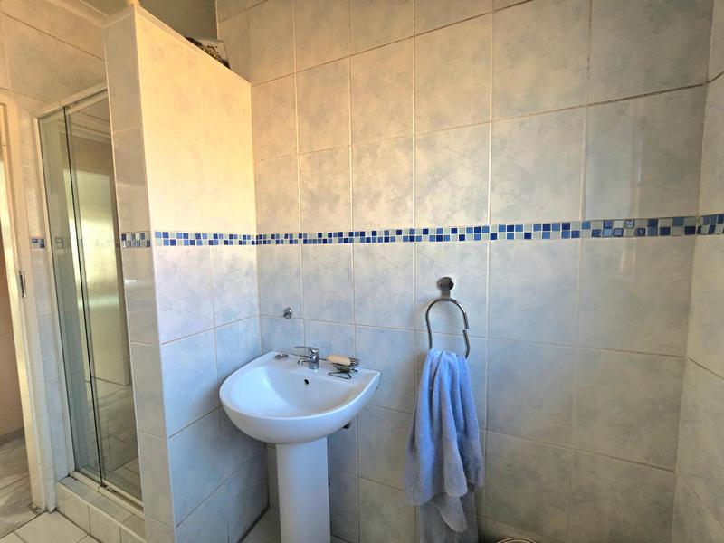 3 Bedroom Property for Sale in Dawn Park Gauteng