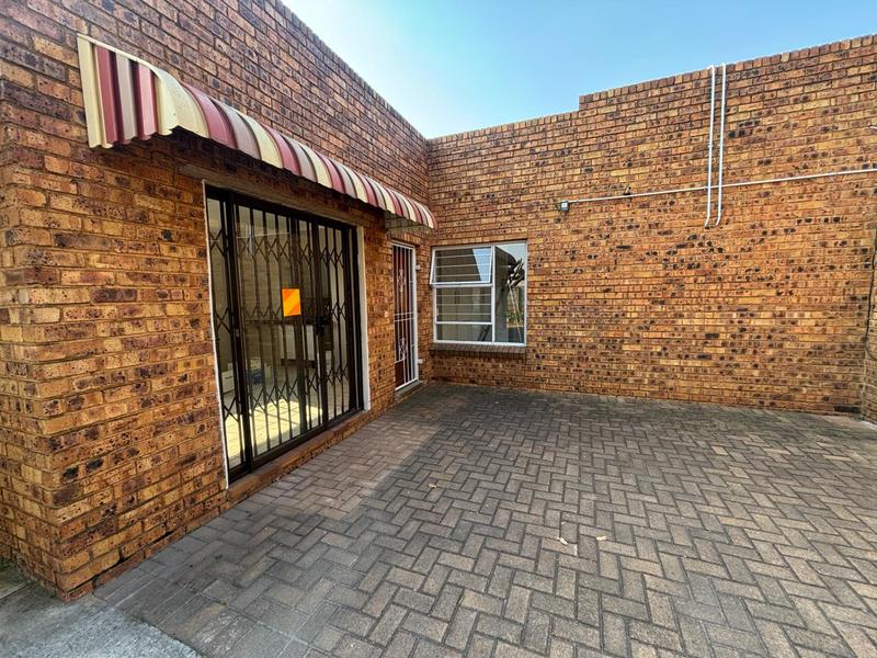 To Let 1 Bedroom Property for Rent in Rand Collieries Gauteng