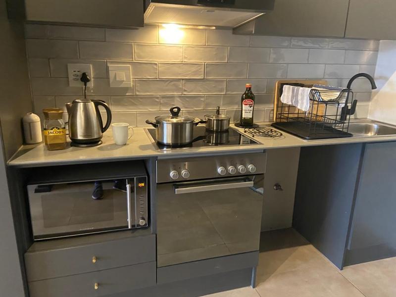 To Let 1 Bedroom Property for Rent in Sandown Gauteng