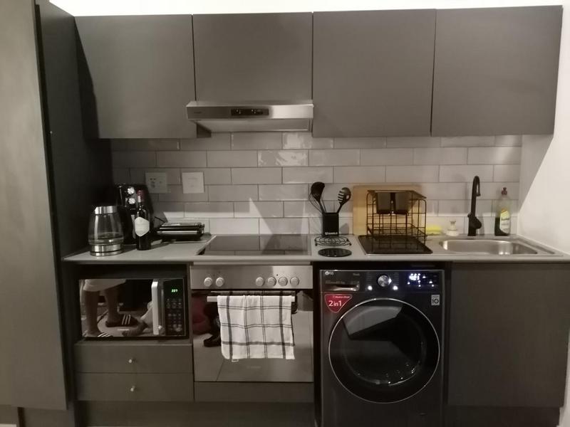 To Let 1 Bedroom Property for Rent in Sandown Gauteng