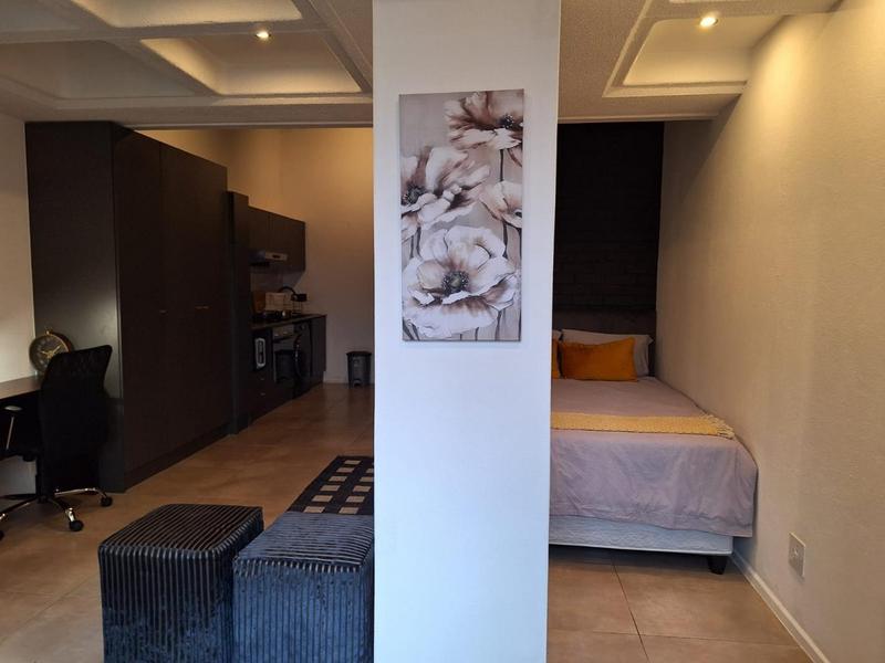 To Let 1 Bedroom Property for Rent in Sandown Gauteng