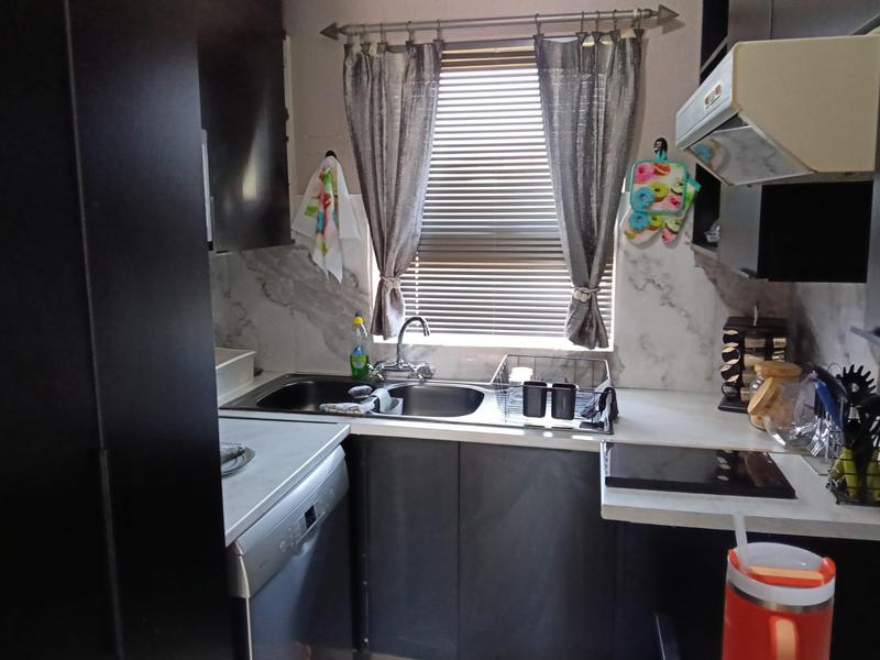 2 Bedroom Property for Sale in South Crest Gauteng