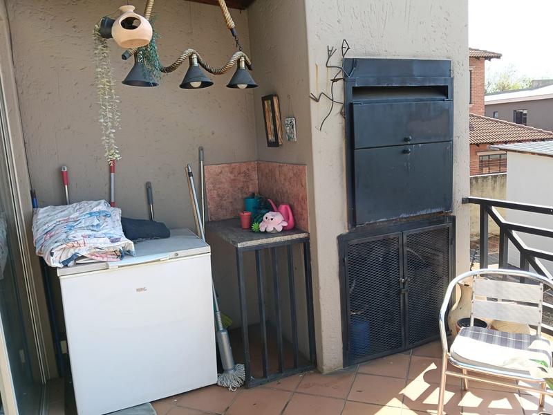 2 Bedroom Property for Sale in South Crest Gauteng