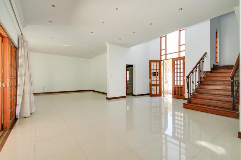 To Let 4 Bedroom Property for Rent in Bryanston Gauteng